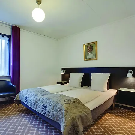Otel Kryb I Ly 4*