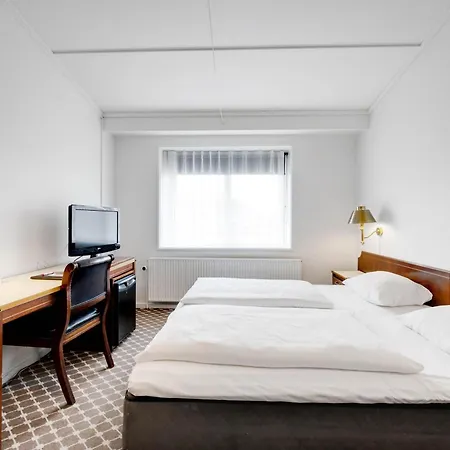 Kryb I Ly Hotel