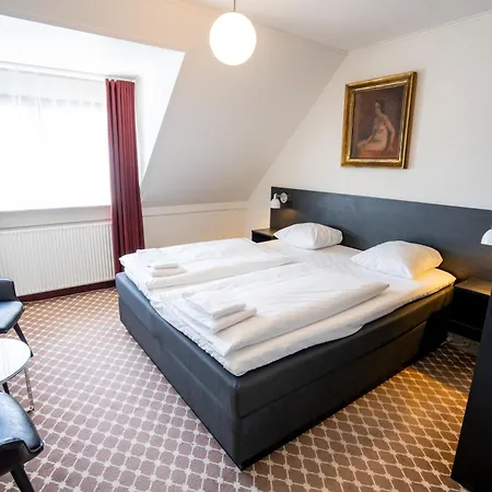 Hotel Kryb I Ly